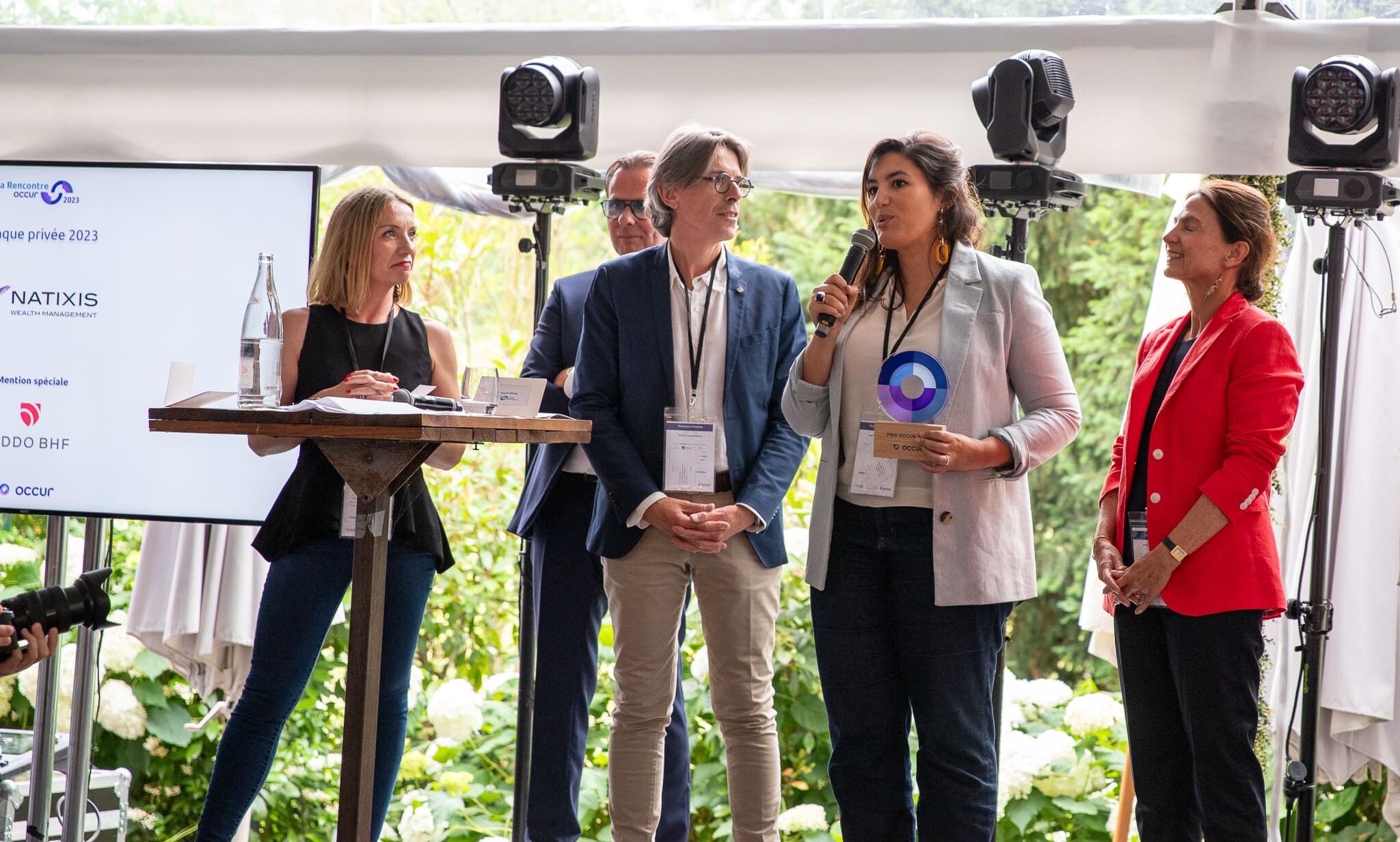 equipe Natixis Wealth managemen recevant le prix occur