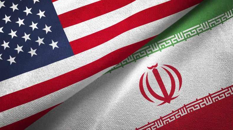 Drapeaux des Etats-unis et de l'Iran